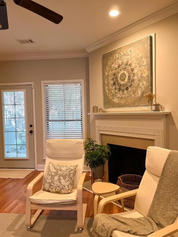 Lovely Townhouse! Auburn Bagian luar foto