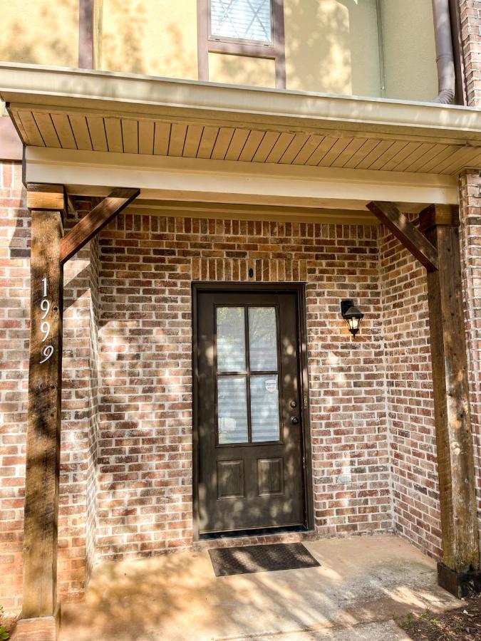 Lovely Townhouse! Auburn Bagian luar foto