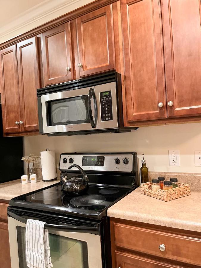 Lovely Townhouse! Auburn Bagian luar foto